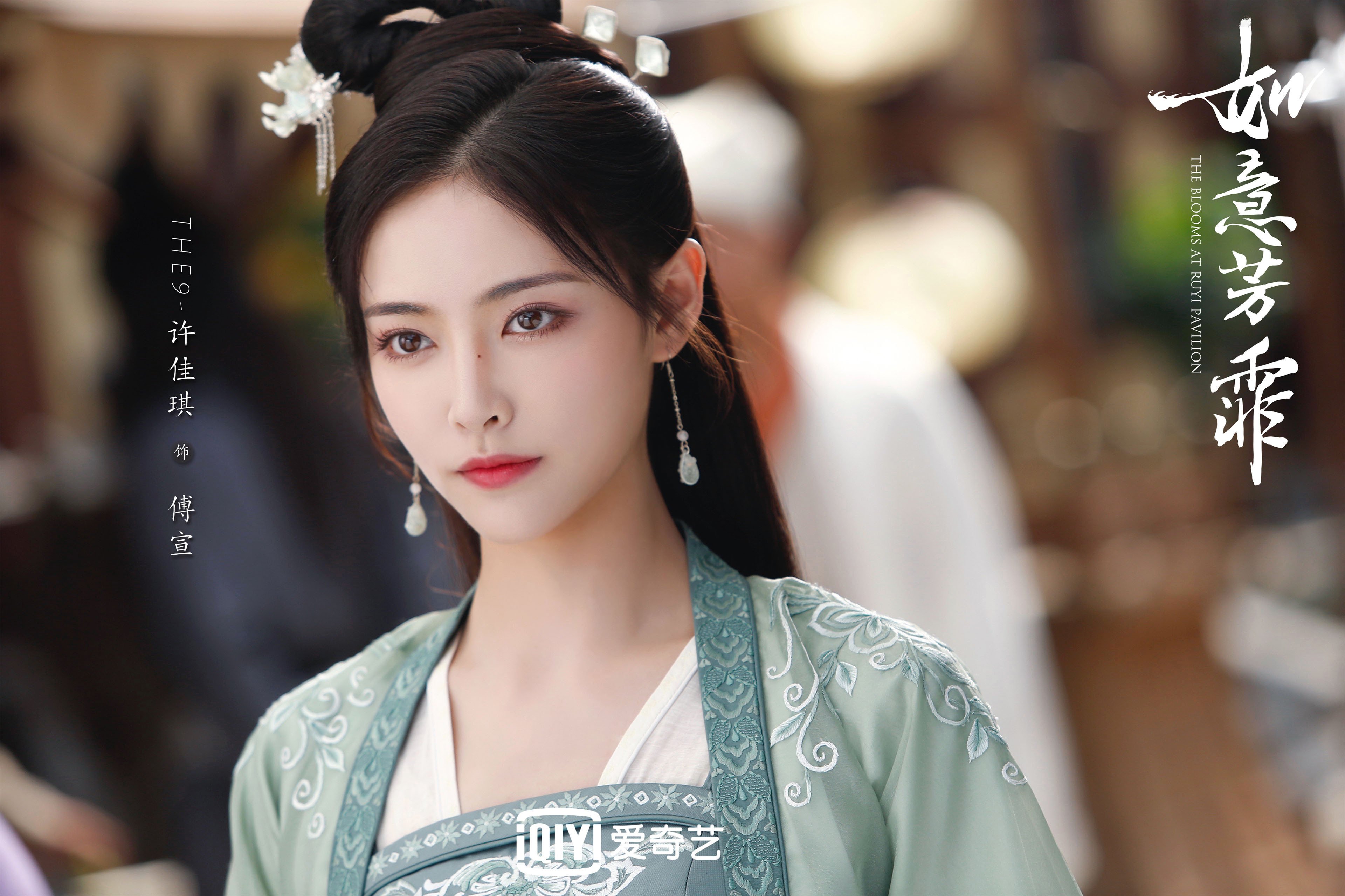 塔特在橄榄球锦标赛中的影响力越来越大,未来星光闪耀