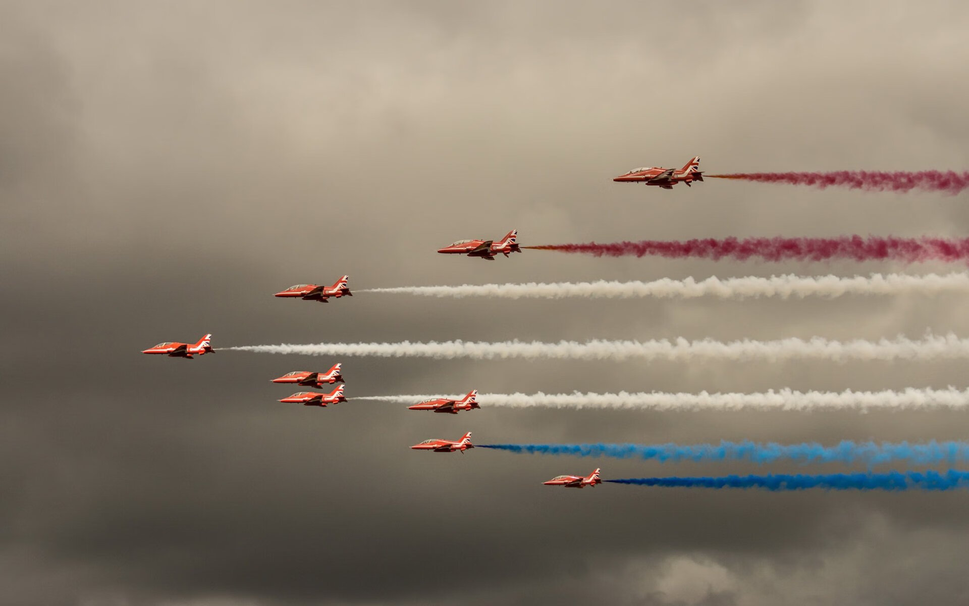 苏炳添讲述父亲影响泪洒采访现场,苏炳添家中采访视频
